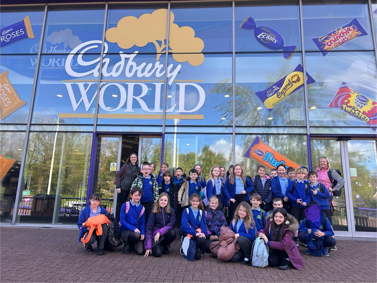 Blwyddyn 5 have arrived at Cadbury World all safe and sound and ready for a chocolatey day of fun!