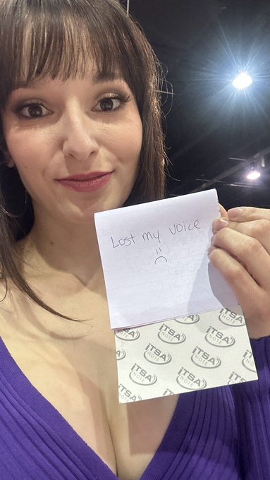 Looking to shake things up and make @EXXXOTICAExpo more interesting? Try losing your voice. #TrendSetter<a class="tags" target="_blank" title="On Twitter" href="/?out=eyJ0eXAiOiJKV1QiLCJhbGciOiJIUzUxMiJ9.eyJpYXQiOjE3MjAwOTU1MDUsImlzcyI6InR3cG9ybnN0YXJzLmNvbSIsIm5iZiI6MTcyMDA5NTUwNSwiZXhwIjoxNzUxNjMxNTA1LCJyZWRpcmVjdF91cmwiOiJodHRwczovL3R3aXR0ZXIuY29tL0VYWFhPVElDQUV4cG8ifQ.2-NvyTPrleTe9-kfUjT8wpyejZu6KoO3fxwlBLYco9odSMef700CVUAn0RN3AJfTHsmtC7uiciZDGOxO7JLrGg">@EXXXOTICAExpo</a><a href="/tag/trendsetter"class="tags"><span>#trendsetter</span></a>