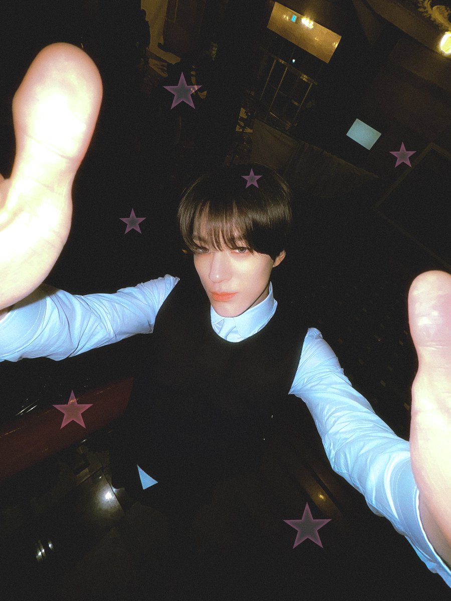 kijix23's tweet photo. #JENO #RENJUN 

★🦋★🦋 https://t.co/utv09kRGrv