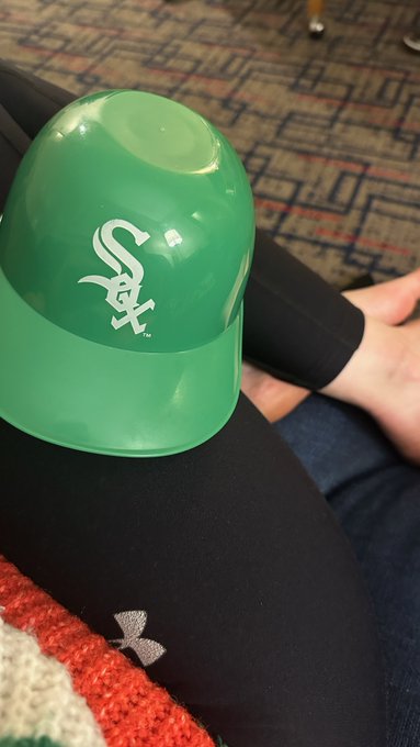 Shoutout to the special fan who brought my color of the day tweet to life @EXXXOTICAExpo https://t.c