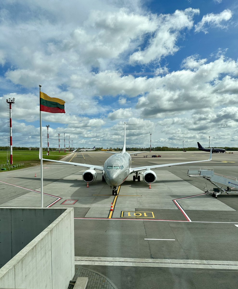 Exciting news! The US market and skies are now open to Lithuanian aviation companies! Huge thanks to @PeteButtigieg and the @USDOT for your close cooperation in further advancing economic ties between the US and Lithuania! ✈️🇺🇸🇱🇹 ➡ t.ly/86oFA