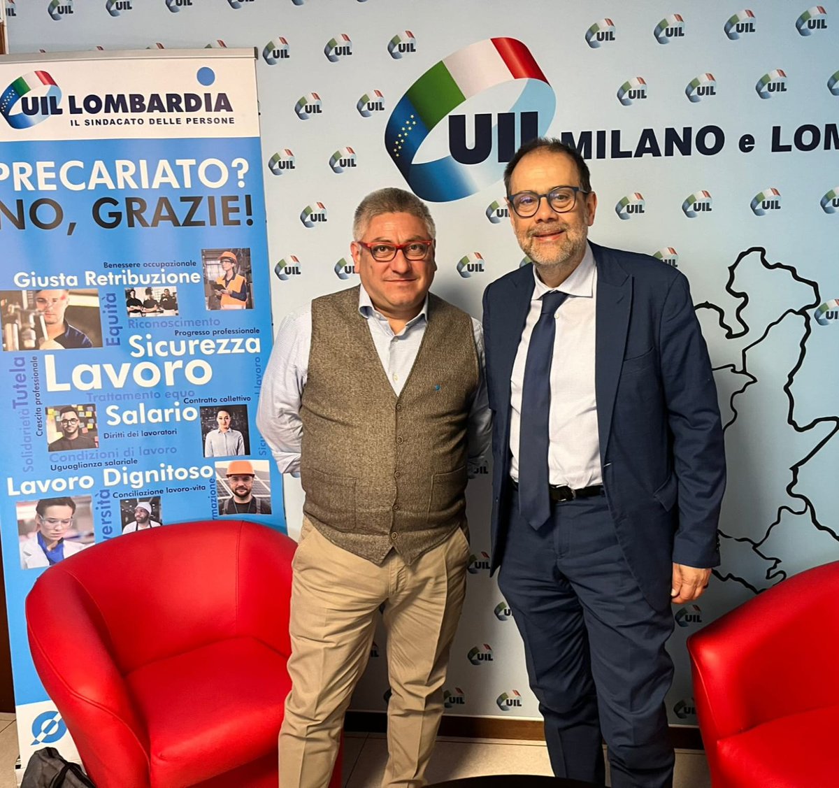 il Segretario Uil Lombardia <a href="/Vizza1972/">Enrico Vizza</a> ha incontrato oggi l'assessore <a href="/MarcoGranelliMI/">Marco Granelli</a> sul tema della sicurezza sul lavoro nell'ambito della campagna #zeromortisulavoro
<a href="/VincenzoCesare2/">Vincenzo Cesare</a> <a href="/edacquino/">Eloisa Dacquino</a> <a href="/montedurototi/">salvatore monteduro</a> <a href="/enriazz/">Enrico Azzaro</a> <a href="/ComuneMI/">Comune di Milano</a>