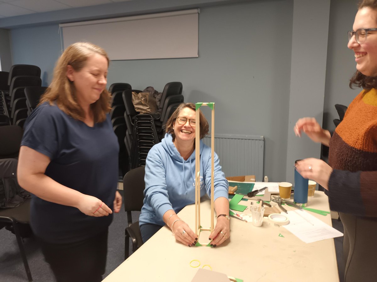 We have teamed up with @Laing_ORourke to bring engineering to schools in Oxford! Pupils from schools like St Blaise CE Primary have already started to create their construction builds, just take a look at them in action: st-blaise.oxon.sch.uk/science-week-p… More updates soon!