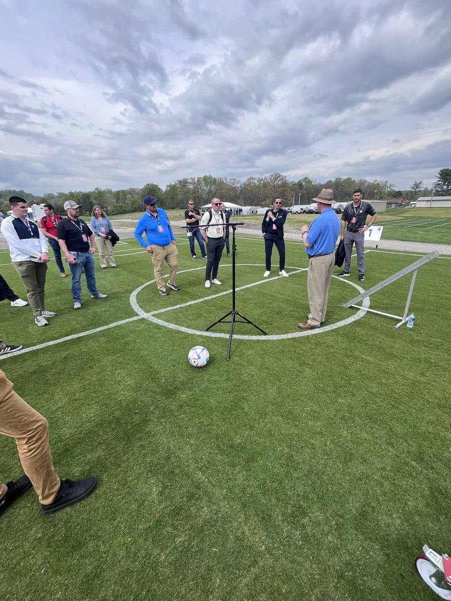 JThornton1414's tweet photo. Good time in Tennessee last week at the @FIFAcom Pitch Research Field Day at @UTKnoxville Amazing work being done there that is going to impact this industry for years to come!  Looking forward to the years ahead!  Cheers! #FIFAWorldCup #FIFA #sglsystem @SGLsystem https://t.co/qjpZWHraK2