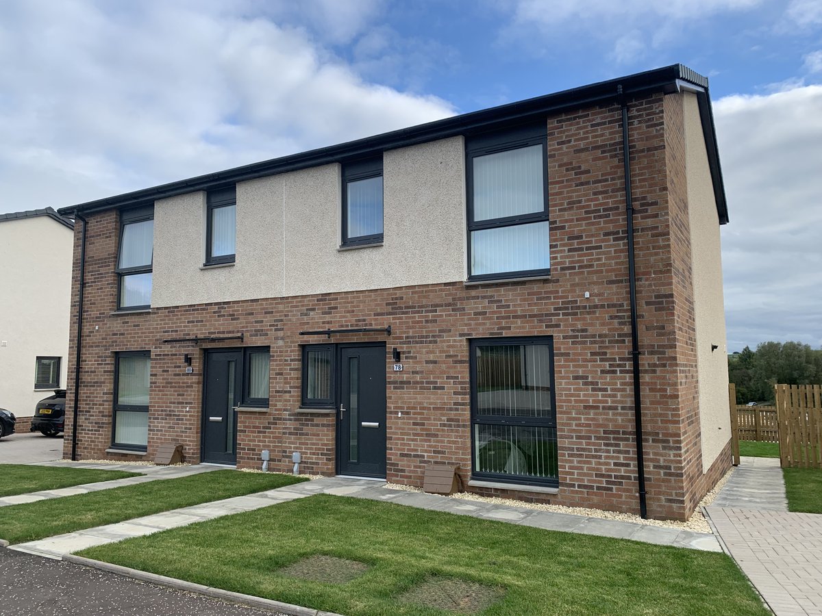 So how can you tell if a house has been built using the #modularconstruction method?

You can't. 

Our #modularhomes have the same high quality finish you would expect from houses constructed in the traditional way.

📷- Two of our semi-detached #affordablehomes in Kilmarnock.