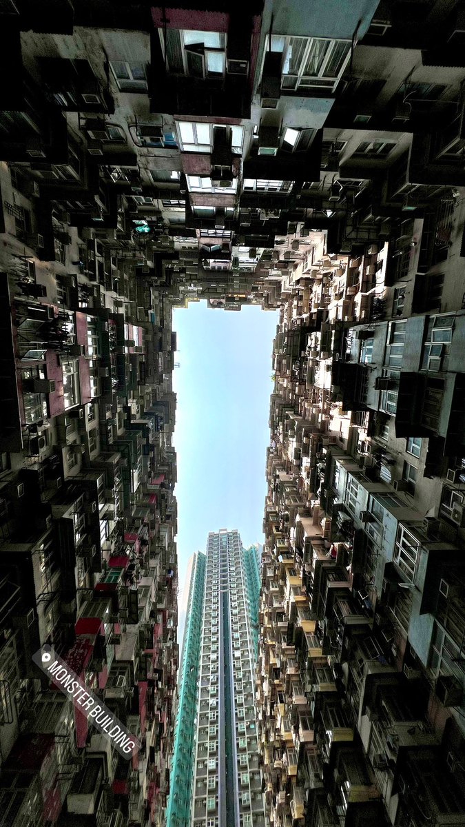 Bun0411's tweet photo. Selamat Hari Raya

Hong Kong trip 
📍Monster Building 

#hariraya #holiday #HongKong #travel https://t.co/mpcB2jg8Ex