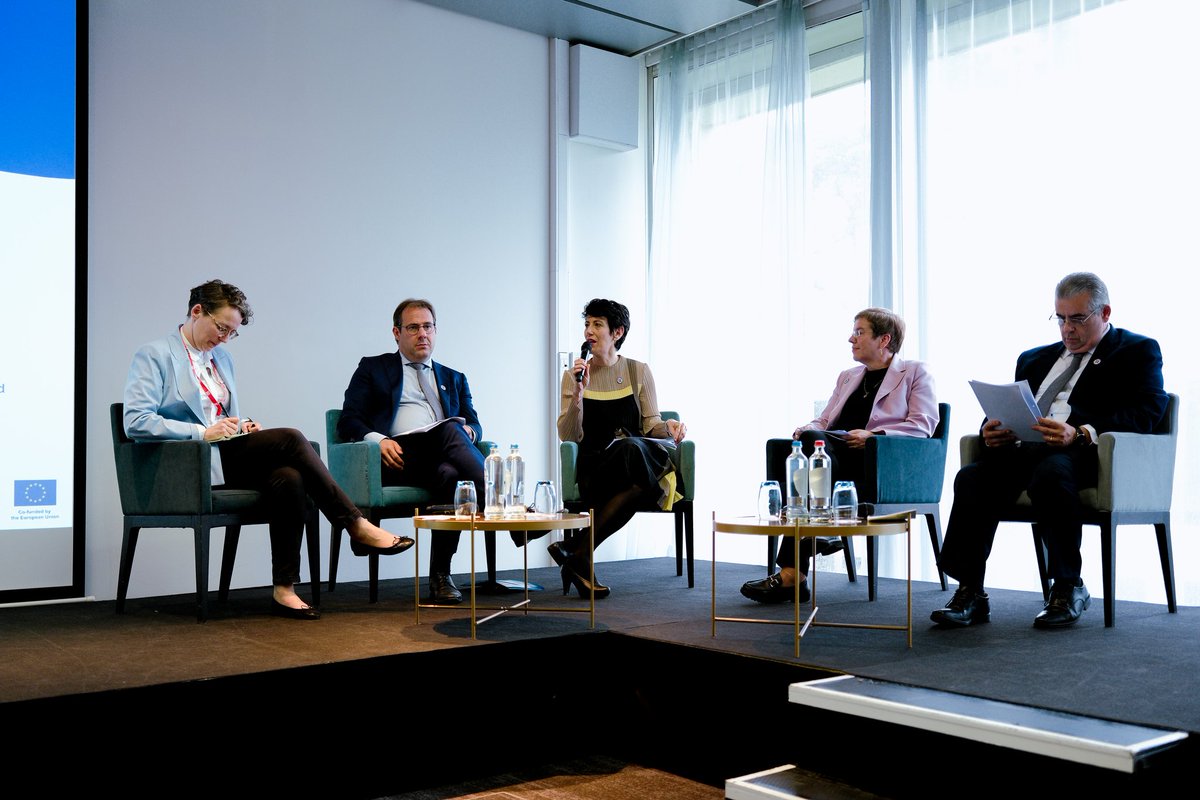 💬 He tenido el honor de participar en el panel ministerial @EU2024BE sobre el futuro de la protección social en Europa junto a Bélgica 🇧🇪, Luxemburgo 🇱🇺 y Malta 🇲🇹 Hemos destacado la importancia del papel del Estado ante shocks repentinos.