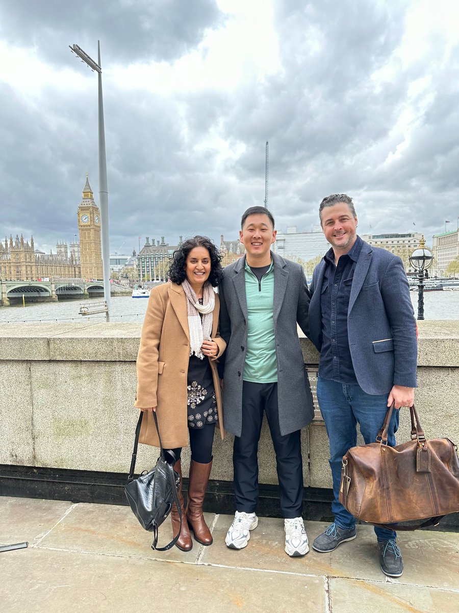 Logiwa IO heads to the UK! 🇬🇧 Had a great time with @Simple_Global and Nishi Mohan by London Eye & Big Ben. Here's to more brilliant connections with our UK customers! #FulfillBrilliantly #UnitedKingdom #CustomerSuccess #GlobalSupplyChain