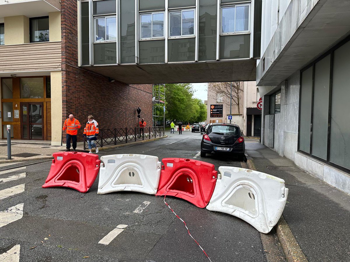 En raison d’un effondrement sous chaussée, la rue du Bœuf est fermée jusqu’à nouvel ordre entre l’avenue des Ursulines et la rue des 3 Maillets. Une intervention est en cours. L’accès est maintenu pour les riverains de la résidence du Cep.