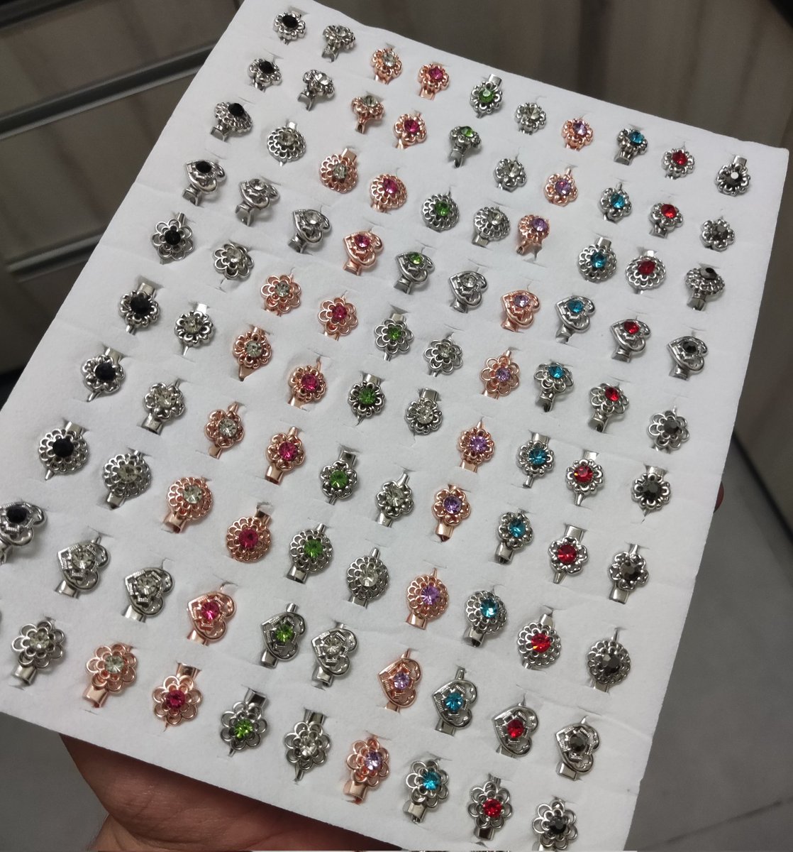 HaziqKmL's tweet photo. Wife: Yay more options! 
Me: Bestnya sayang! https://t.co/pNkDEKTyhN