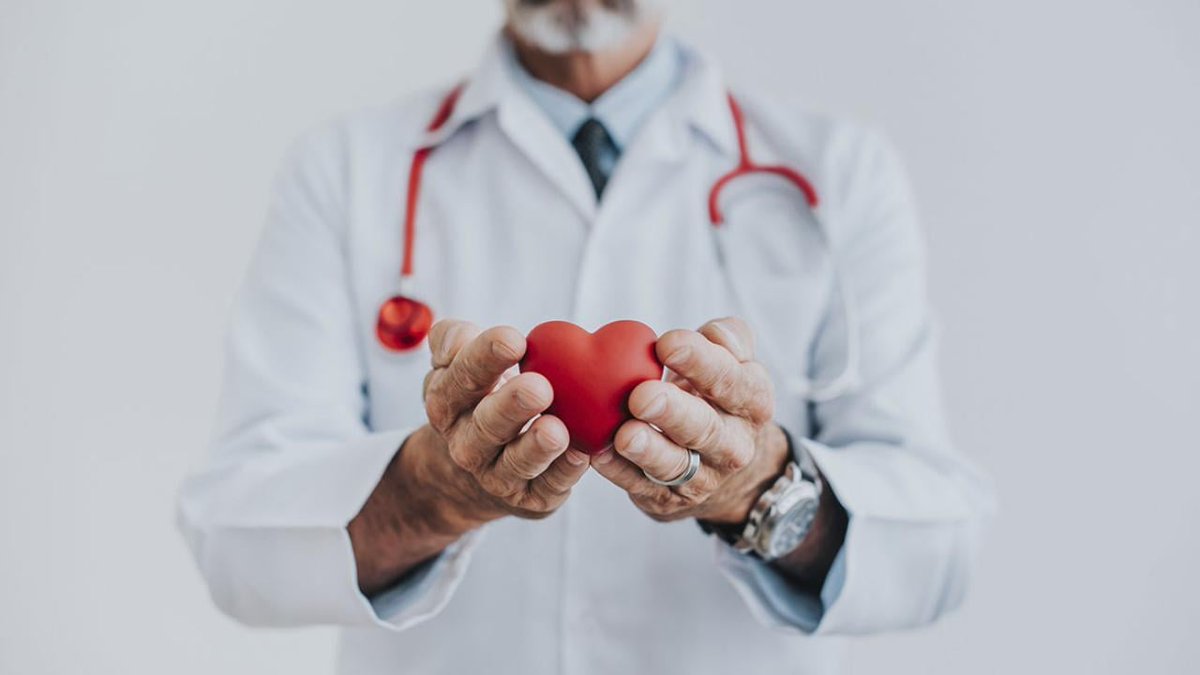 While National Doctors’ Day was a chance to thank the courageous souls on health care’s front line, this is a friendly reminder to learn how to boost physician well-being 365 days a year. medilink.us/udez @AmerMedicalAssn #healthcare