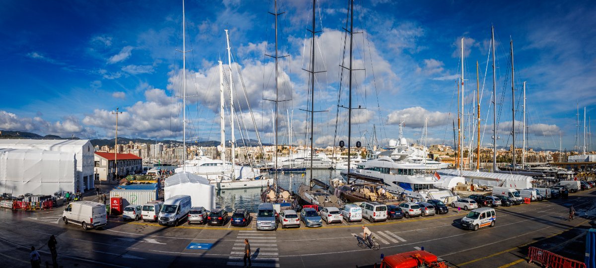 ¿Sabías que en STP contamos con 60.000 m2 de superficie de amarre? 

Did you know that at STP we have 60,000 m2 of mooring area?

#palmademallorca #mallorcaisland #mooring #refitandrepair #stpshipyardpalma #ipmgroup #superyacht #openshipyard #shipyard