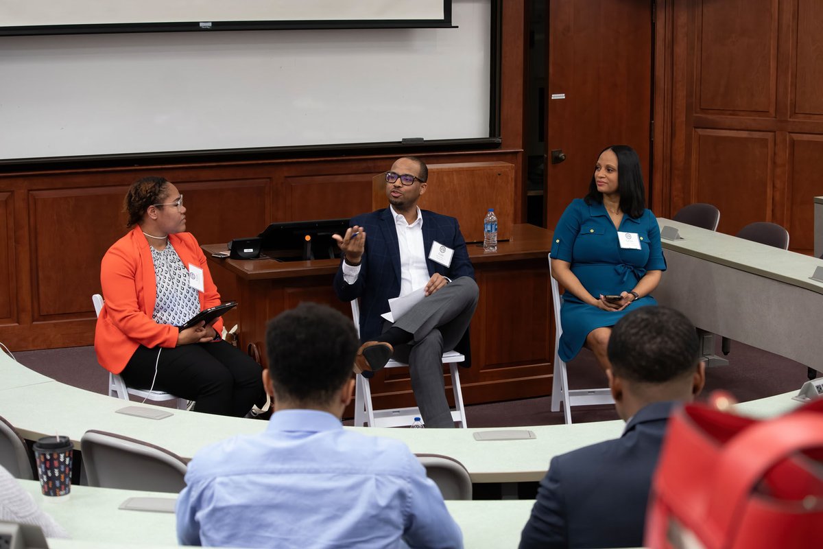 ODBABarVa's tweet image. The Old Dominion Bar Association was delighted to attend William and Mary’s Black Law Students Association Symposium and Black Alumni Day this weekend. We had the opportunity to meet with and support our law student members and future colleagues. These young men and women are as…