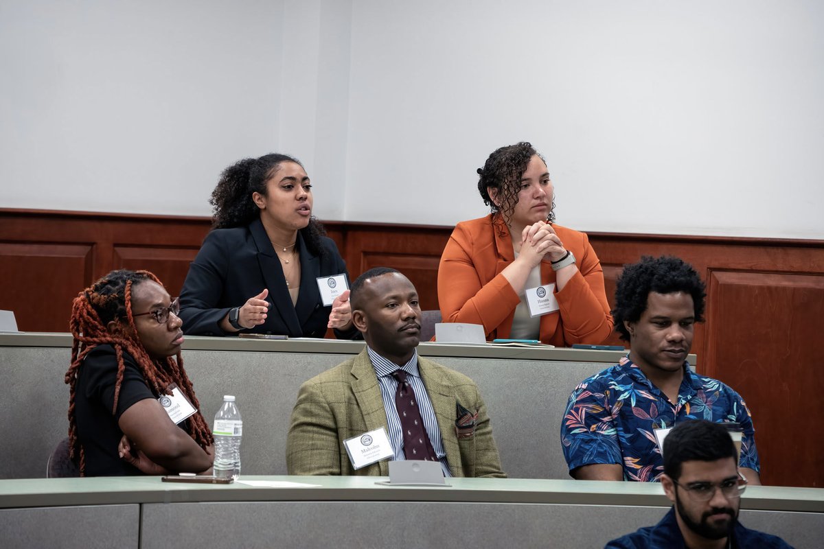 ODBABarVa's tweet image. The Old Dominion Bar Association was delighted to attend William and Mary’s Black Law Students Association Symposium and Black Alumni Day this weekend. We had the opportunity to meet with and support our law student members and future colleagues. These young men and women are as…