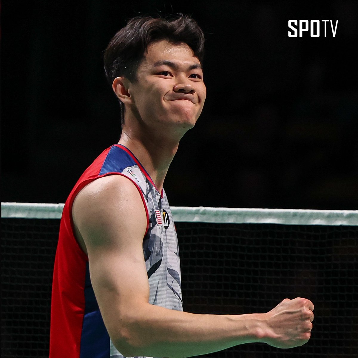craigansibin's tweet photo. Lee Zii Jia performances in team event.

2024
#BATC2024 🥈
✅ GS: Won 🇰🇿 Dmitriy Panarin (21-11, 21-10)
✅ GS: Won 🇹🇼 Lin Chun-yi (21-16, 21-13)
✅ SF: Won 🇯🇵 Kenta Nishimoto (21-18, 21-15)

2023
#SudirmanCup2023 🥉
✅ GS: Won 🇦🇺 Ricky Tang (21-3, 21-13)
✅ GS: Won 🇮🇳 Srikanth Kidambi (21-16, 21-11)
✅ GS: Won 🇹🇼 Chou Tien-chen (21-14, 23-21)
⏺️ QF: Ret 🇩🇰 Viktor Axelsen (4-4*)
✅ SF: Won 🇰🇷 Jeon Hyeok-jin (21-11, 21-9)

2022
#ThomasCup2022
✅ GS: Won 🏴󠁧󠁢󠁥󠁮󠁧󠁿 Toby Penty (21-10, 21-15)
✅ GS: Won 🇯🇵 Kento Momota (21-17, 21-8)
✅ QF: Won 🇮🇳 Lakshya Sen (23-21, 21-9)

#BATC2022 🥇
✅ GS: Won 🇸🇬 Loh Kean Yew (21-6, 21-14)
✅ GS: Won 🇯🇵 Riku Hatano (15-21, 21-6, 21-15)
✅ SF: Won 🇰🇷 Jeon Hyeok-jin (13-21, 21-13, 21-15)
✅ F: Won 🇮🇩 Chico AD Wardoyo (14-21, 21-12, 21-10)

2021
#SudirmanCup2021 🥉
✅ GS: Won 🏴󠁧󠁢󠁥󠁮󠁧󠁿 Johnnie Torjussen (21-4, 21-15)
❌ GS: Lost 🇯🇵 Kento Momota (18-21, 10-21)
✅ QF: Won 🇮🇩 Anthony S. Ginting (21-11, 21-16)
✅ SF: Won 🇯🇵 Kento Momota (22-20, 21-19)

2020
#ThomasCup2020
✅ GS: Won 🇨🇦 Brian Yang (21-18, 21-13)
❌ GS: Lost 🇯🇵 Kento Momota (21-15, 12-21, 21-23)
❌ QF: Lost 🇮🇩 Anthony S. Ginting (15-21, 17-21)

#BATC2020 🥈
✅ GS: Won 🇰🇿 Dmitriy Panarin (21-6, 21-12)
✅ GS: Won 🇮🇳 B. Sai Praneeth (21-18, 21-15)
✅ QF: Won 🇰🇷 Heo Kwang-hee (21-9, 21-14)
✅ SF: Won 🇯🇵 Kanta Tsuneyama (21-11, 8-21, 21-11)
❌ F: Lost 🇮🇩 Anthony S. Ginting (20-22, 16-21)

2019
#SudirmanCup2019
❌ GS: Lost 🇨🇳 Shi Yuqi (12-21, 11-21)
✅ GS: Won 🇮🇳 Sameer Verma (21-13, 21-15)
❌ QF: Lost 🇯🇵 Kento Momota (18-21, 16-21)

2018
#ThomasCup2018
✅ GS: Won 🇷🇺 Sergey Sirant (21-13, 21-16)
✅ GS: Won 🇩🇿 Youcef Medel (21-6, 21-13)
✅ GS: Won 🇩🇰 HK Vittinghus (21-18, 21-18)
❌ QF: Lost 🇮🇩 Jonatan Christie (15-21 21-11 13-21)

#BATC2018 🥉
✅ GS: Won 🇹🇭 Suppanyu A. (21,14 - 21-12)
✅ GS: Won 🇲🇲 Phone Pyae Naing (21-3, 21-10)
✅ GS: Won 🇹🇼 Hsu Jen-hao (21-16, 21-13)
✅ QF: Won 🇭🇰 Wong Wing Ki (21-16, 21-15)
❌ SF: Lost 🇨🇳 Shi Yuqi (18-21, 19-21)

#BadmintonMalaysia #ShuttleHard #UNBRKBL #LeeZiiJia