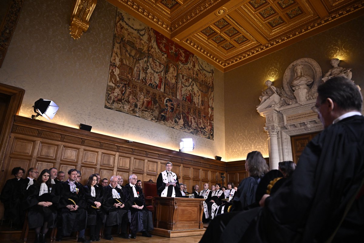 DIRECT🔴
Que font les entreprises des aides publiques ?
Le débat commence avec Laurent Cordonnier chercheur au <a href="/ClerseUMR8019/">CLERSE UMR 8019</a>, Olivier Redoulès économiste et
<a href="/LucBonzon/">Luc Bonzon</a> dir. adjoint chargé du développement économique au conseil régional <a href="/NvelleAquitaine/">Nouvelle-Aquitaine</a> 
➡️franceculture.fr/direct