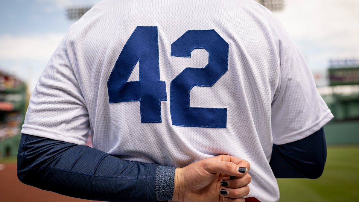 RedSox's tweet image. Thank you, Jackie.
#Jackie42