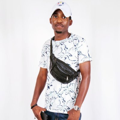 <a href="/TafadzwaMandov2/">Big deal💯✌️</a> Fashion begins at home Mukuru!