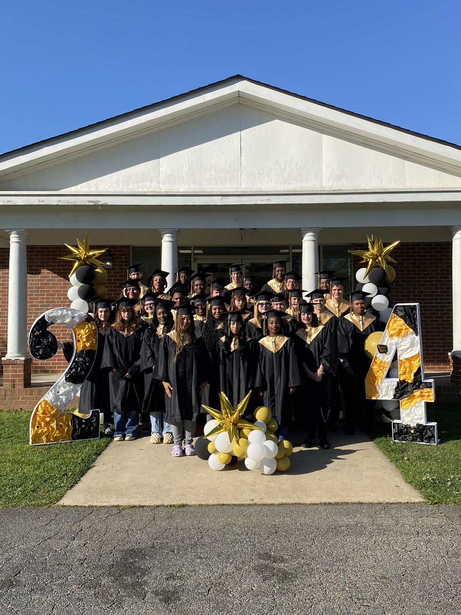 MonroeCoAchieve's tweet photo. Graduation is near!! Super proud of our @monroecoachieve seniors! #classof2024🎓 https://t.co/G6sp0GiJ7d