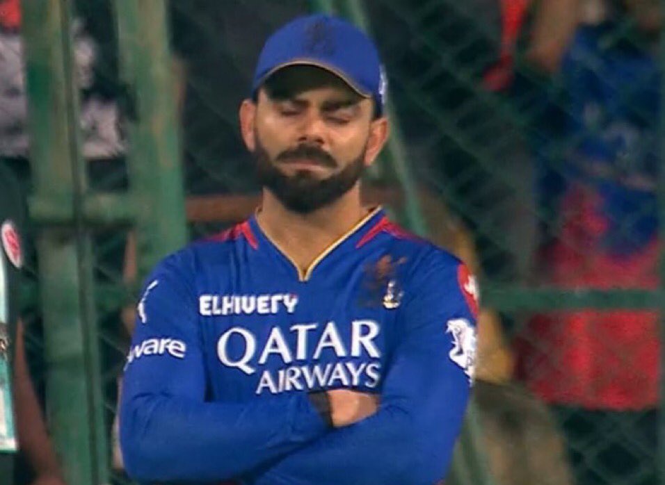 theskindoctor13's tweet photo. Even Virat Kohli is done with the RCB bowlers it seems. A few years back, when disappointed with something, he used to get angry. Now he turns sad. A profound emptiness—an abyss of hopelessness, a vacuum of aspirations unfulfilled. Right man in the wrong team! https://t.co/7hqpbaeKWF
