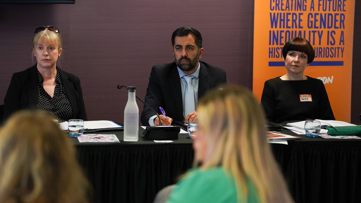 ScotGovFM's tweet photo. First Minister @HumzaYousaf and DFM @ShonaRobison met with @NACWGScot and the #NACWG Empowering Women panel to discuss the impact of the cost of living crisis on women.

@ScotGov is committing £6.3 billion for benefits to increase direct support for people who need it the most. https://t.co/AbDOZEPYlB