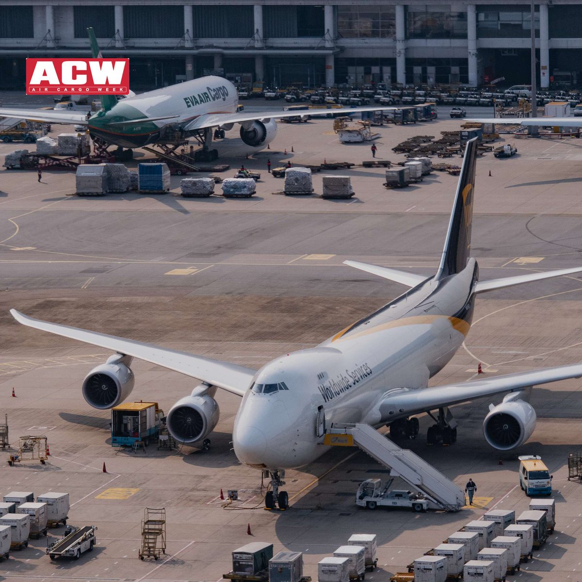 Hong Kong International Airport being named world’s busiest cargo airport ✈️⚡

ow.ly/6PKT50Rgmpt 

 #HKIA #CargoAirport #AirCargo #AviationNews #SupplyChain #LogisticsHub #GlobalTrade #CargoIndustry #AirFreight