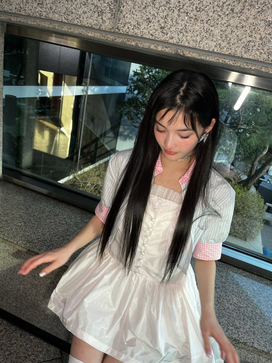 iroha tweet media