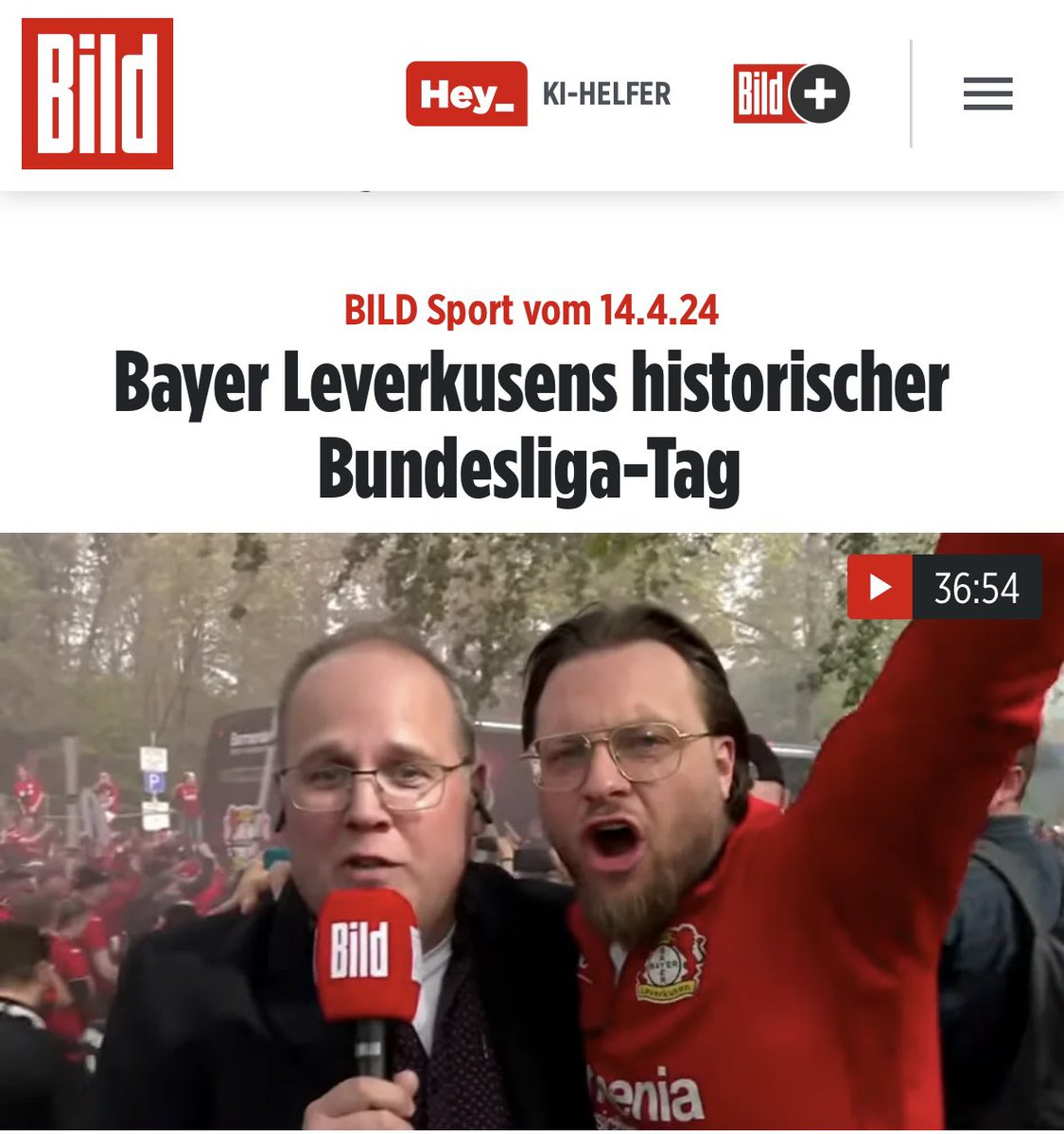 MartinWetz's tweet photo. Der Leverkusen Fan sieht einfach aus wie eine Mischung aus Finch und ViscaBarca #levsvw https://t.co/EwpkXn8dOm