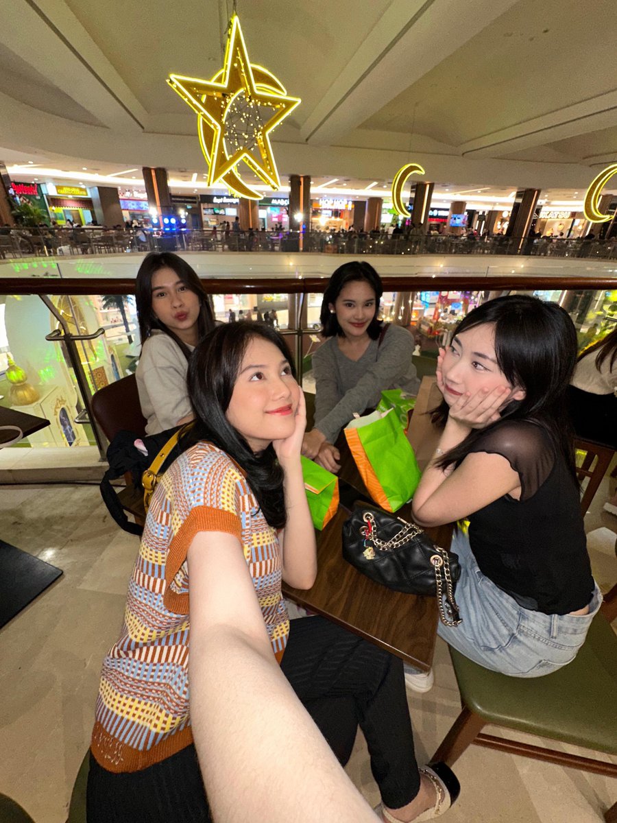yessicatmra's tweet photo. izin post yappp heheheheh https://t.co/CWuJXAgKRa