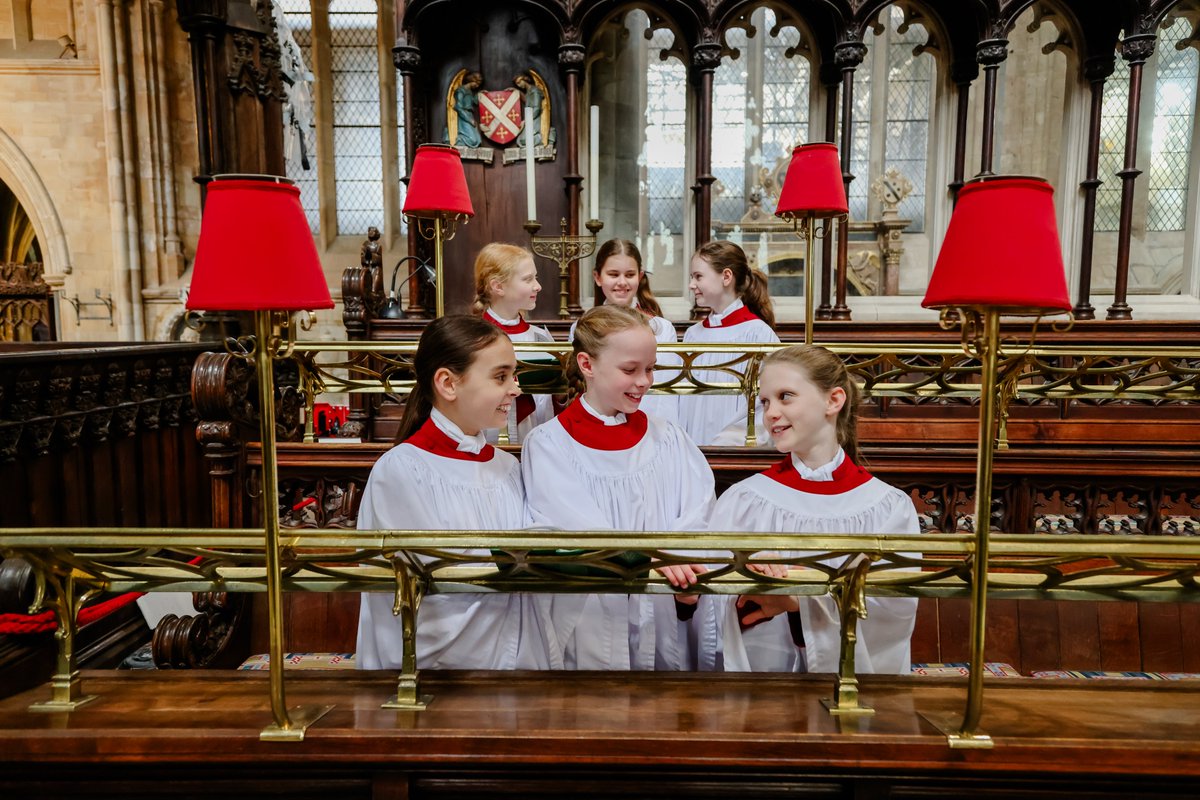 Congratulations to our friends @ExeterCathedral on the reopening of their Quire! The work that has been carried out is quite remarkable – a huge well-done to all involved. To celebrate, here are a few photos of our Choristers enjoying the Quire. Emma Solley / Exeter Cathedral