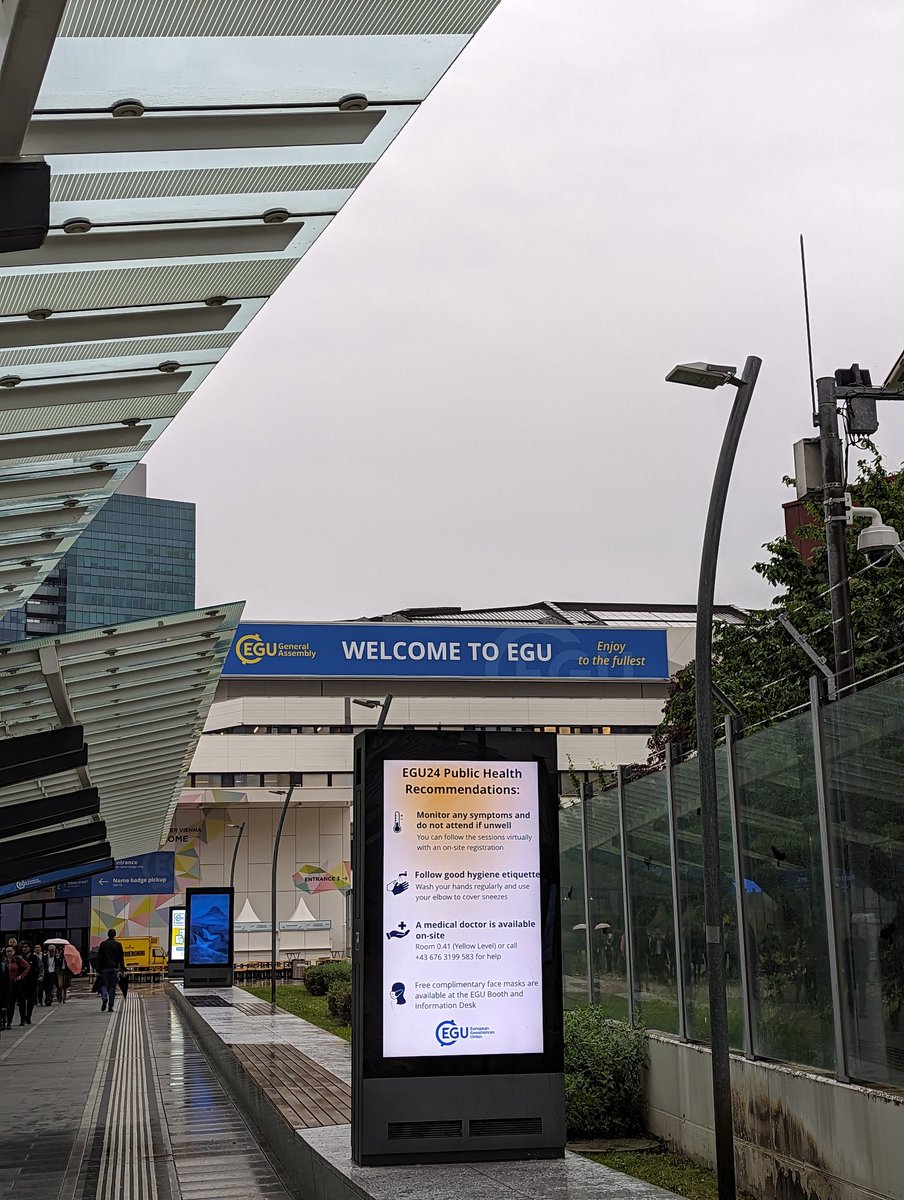 I am at #EGU24 all this week! Come swing by my talk Wednesday at 12:20 in RM 0.49/50 where I will discuss englacial temperatures in areas where we've found very old ice!