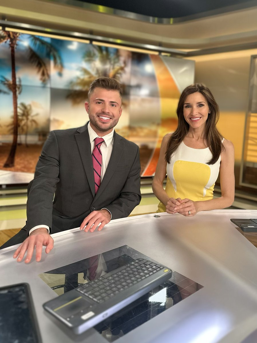 Watch @cbsmiami at Noon! My friend the multi-talented @austincartertv is anchoring today and I’ll have your weather update ! See you on TV 📺
