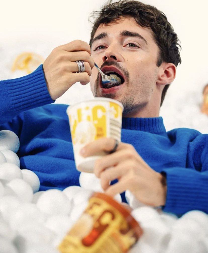 ⠀ ⠀⠀ 
⠀ ⠀⠀ 
⠀                          after pilot, musician...
                       here I am ice cream creator

                          LEC ICE CREAM IS OUT⠀ ⠀⠀ 
⠀ ⠀⠀ 
⠀