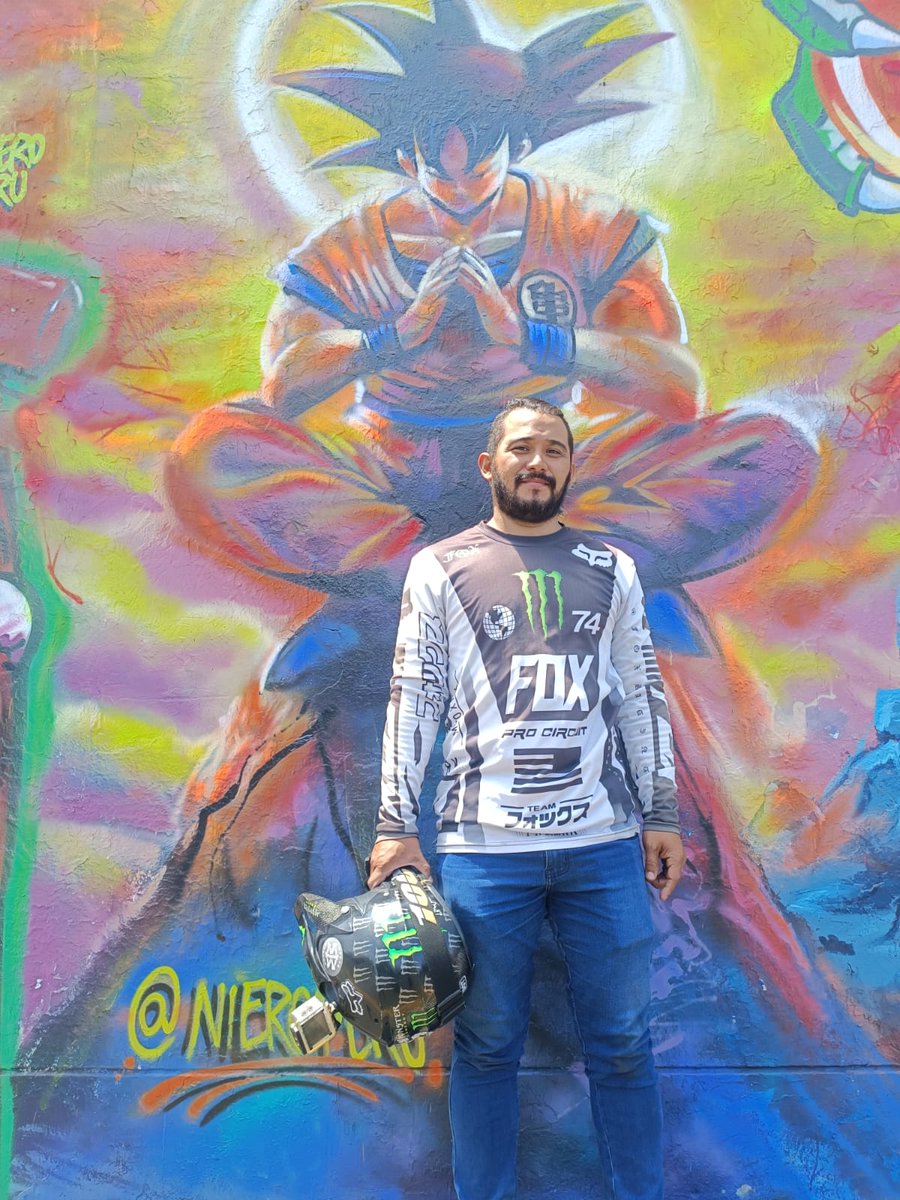 Frankmorillo21's tweet photo. Dragon Ball. Love https://t.co/Z9eI6ktxod