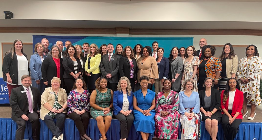 On April 12th, the NC Community College Leadership Program recognized #CommCollege professionals from across the state who completed this intensive leadership development and professional learning program. Congratulations to the #NCCCLP Class of 2024!