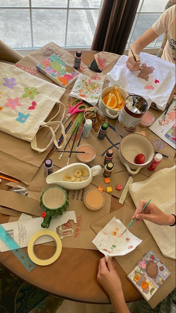 thehiddenhearth's tweet photo. what’s your summer 2024 vibe? 

go to pinterest and search 
(your name) + summer 
summer activites 
summer outfits
summer aesthetic

I love this 🌻 manifesting for meee https://t.co/ntlJXHuuT8