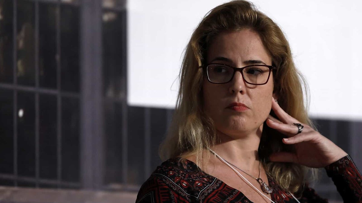 "Se começar nesse tom comigo, vamos ter problemas.." 
Parece que sim. A senhora vai ter problemas! Gabriela Hardt e três desembargadores do TRF-4 são afastados pelo CNJ. GRANDE DIA 👍