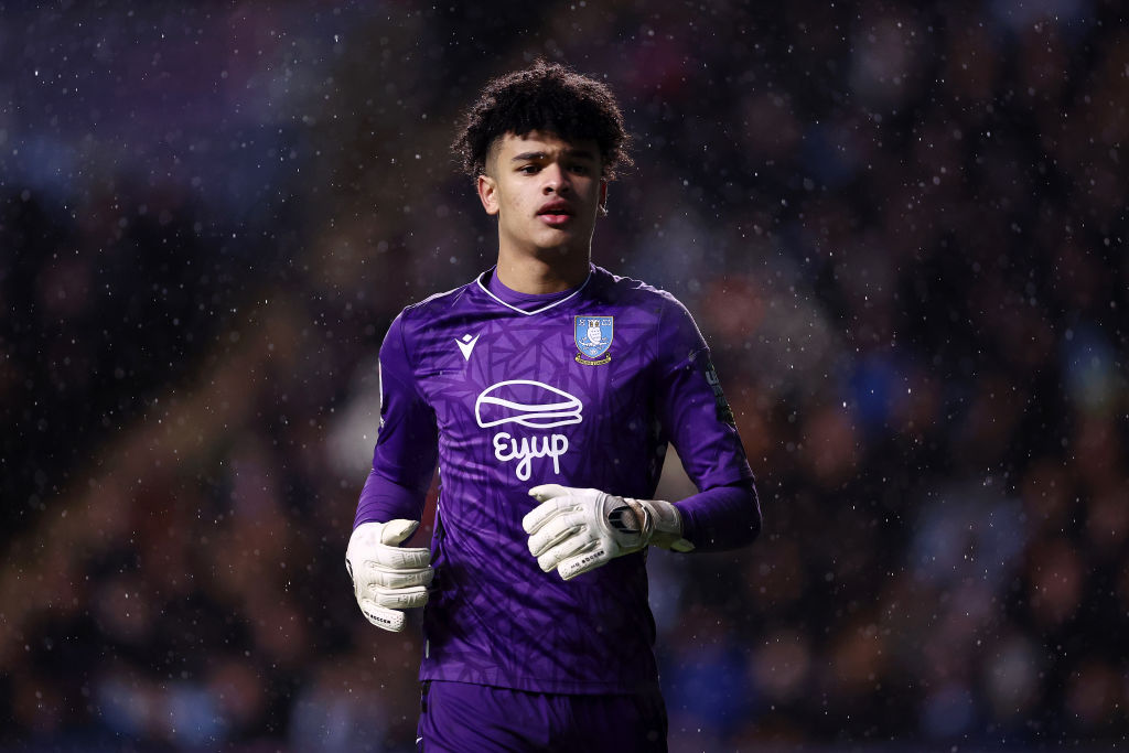 1/2 🚨 Led to believe contract talks between #SWFC and Pierce Charles have stalled. His present deal runs out in the summer of 2⃣0⃣2⃣5⃣. PC made his senior debut earlier this year. Is one of the brightest prospects on the club's books. This should have been sorted by now. 🦉⚽️