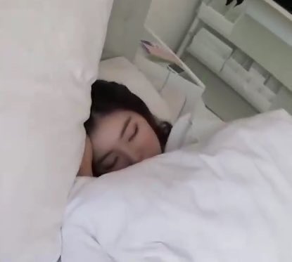 A cute thread of #IRENE sleeping ~🐰