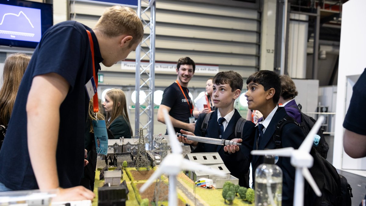 Power up and inspire your students with STEM at The Big Bang Fair 🔋 ⚡ Explore the fascinating world of electricity with engaging demonstrations and activities with @nationalgriduk! Book your free tickets: bit.ly/4cJ74KP