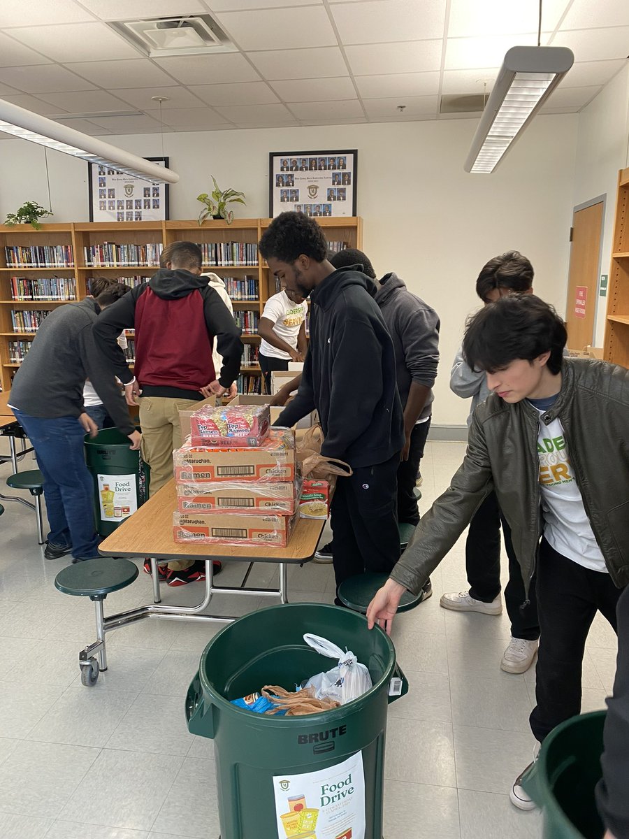 WakeBoysLead's tweet photo. Saturday we packed cans for our food drive! Thanks for your help. #phoenixStrong https://t.co/wHyI17TTyY
