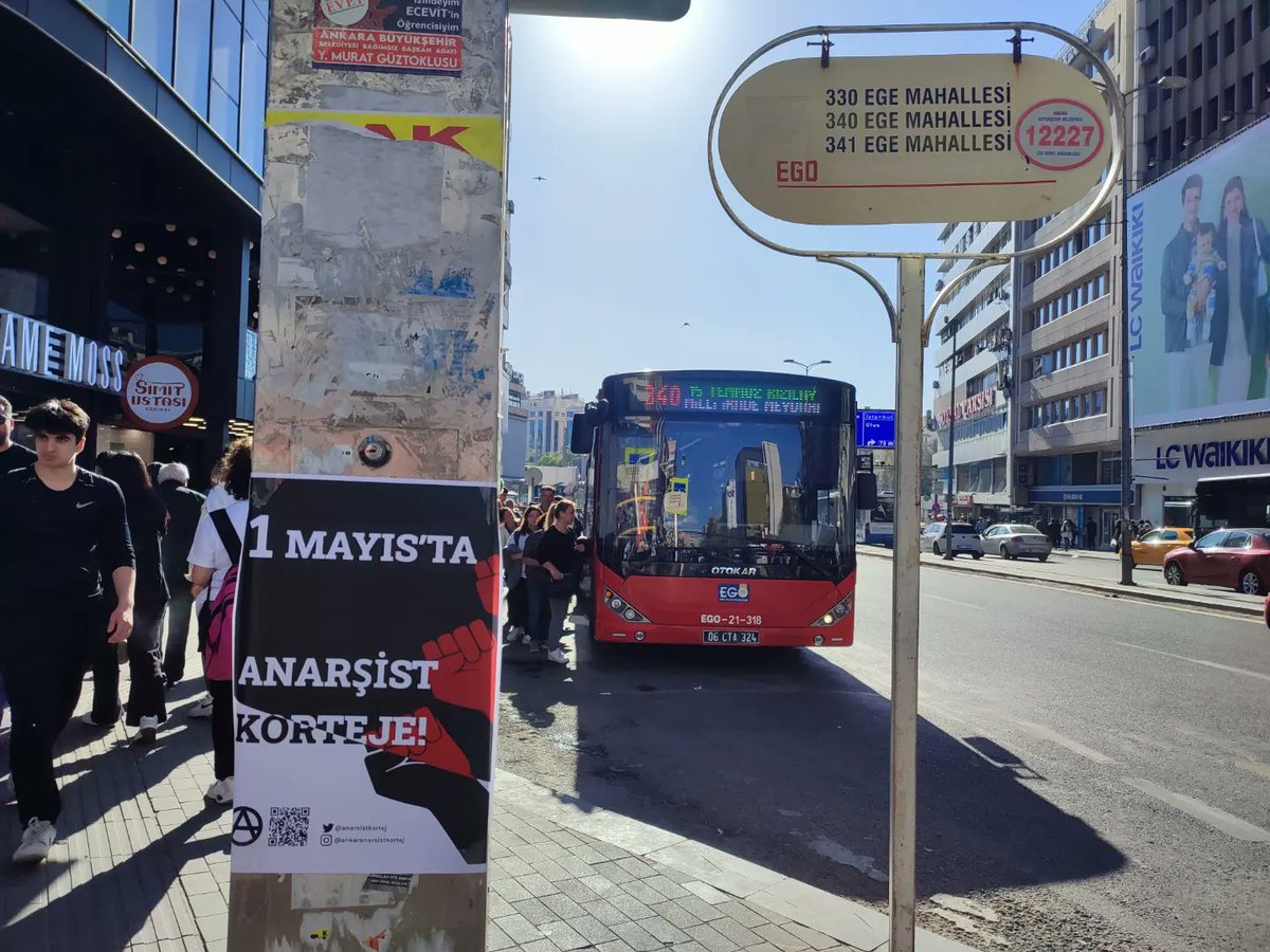 anarsistkortej's tweet photo. Sokaklarda afişlerimiz sizleri çağırıyor.

Haydi 1 Mayıs'ta Anarşist Korteje!

#1mayıs
#ankara 
#anarşizm https://t.co/JwtSZFdrgX