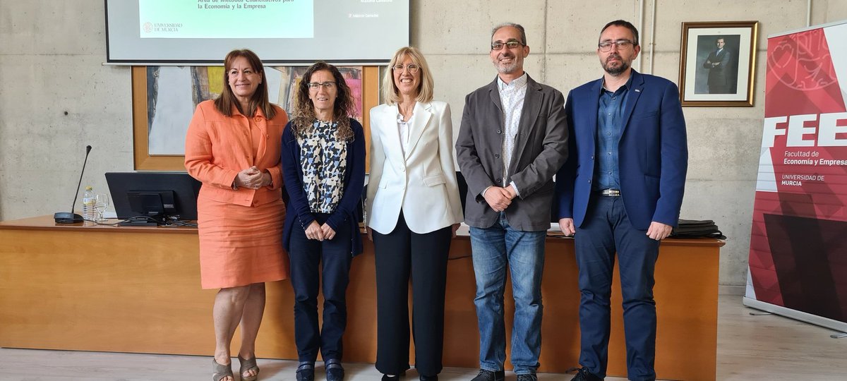 Maximo Camacho (@maximo_camacho) on Twitter photo Mi enhorabuena a Isabel Albaladejo, nueva catedrática del Departamento de Métodos Cuantitativos para la Economía y la Empresa de la <a href="/UMU/">Universidad Murcia</a>. Mi enhorabuena a Isabel Albaladejo, nueva catedrática del Departamento de Métodos Cuantitativos para la Economía y la Empresa de la <a href="/UMU/">Universidad Murcia</a>.