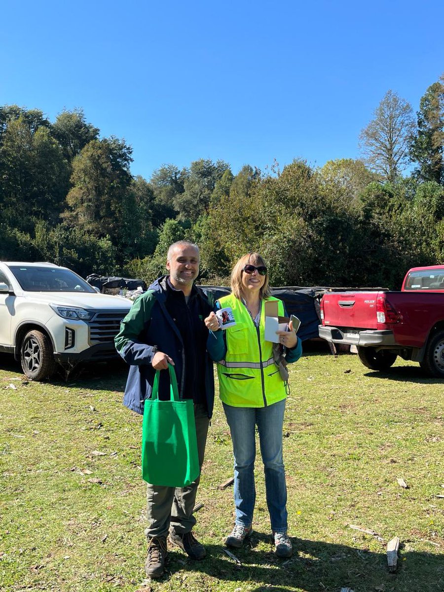 🌳El pasado viernes se realizó Día Silvícola organizado por #CONAF, en el marco del proyecto Modelo Nacional de Simulación ejecutado por @UAustraldeChile. La actividad fue en predio Malalcaballo de Los Lagos, encabezado por director regional, equipo CEBX y directorio del proyecto