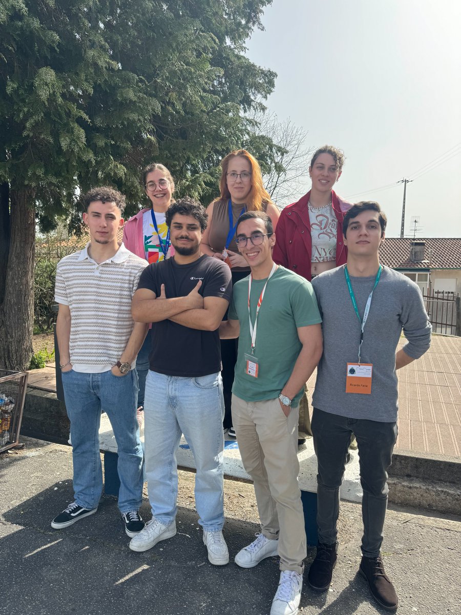 MicroMundo_IUCS's tweet image. 📌Today we had the 2nd session where we processed the soil samples collected by the students of the EBS Cristelo TEIP School!
So good to see so much enthusiasm, with some of the 9th graders' eyes shining and showing great interest in science!
@Cespu_Ensino @TOXRUNIUCS