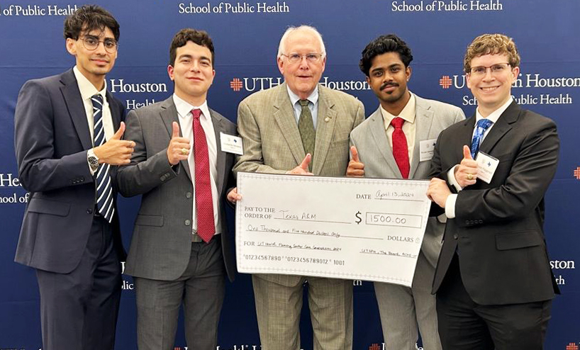 Congrats to our MHA team who won 1st place in the 14th Annual Fleming Case Competition at the UT Health Science Center! Pictured are team members Faaiz Siddiqui, Abelardo Moreno, Rohan Mahasamudram, Lincoln Fitzgerald with MHA Interim Program Director Jack Buckley.