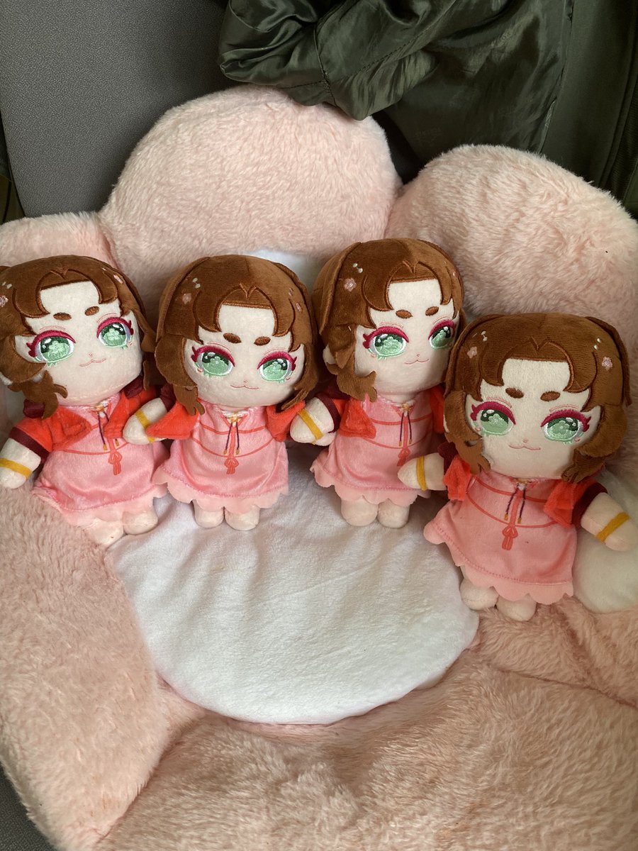 four of them
(it’s all I have left before she’s gone for good)