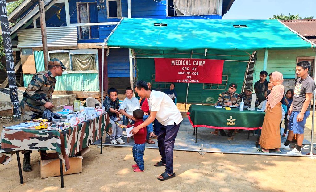 #AssamRifles in #Manipur conducted a medical camp at Mapum village, Ukhrul dist. 119 persons including 43 women & 18 children received medical consultation, treatment and medicines. @SpokespersonMoD @official_dgar @MyGovManipur @DDManipur @easterncomd