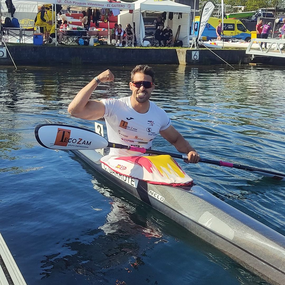 ORO EN LA COPA DE ESPAÑA EN K1-200 🥇 ¡Enhorabuena, @CarlosGarrote9! 🙌🏼 El palista zamorano se sitúa como el español más veloz en esta modalidad deportiva y este triunfo le llevará a defender a España en el Campeonato de Europa en junio 💪🏼