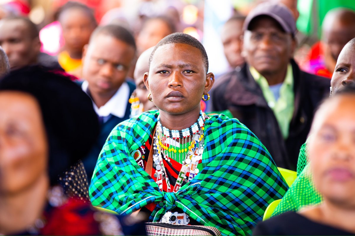 wizaramth's tweet photo. Wananchi mbalimbali Akita katika hafla ya uzinduzi wa  mradi wa usikivu wa kurushia matangazo ya TBC Taifa na Bongo FM wa Shirika la Utangazaji Tanzania (TBC), leo  Aprili 15, 2024, Wasso-Loliondo wilayani Ngorongoro.

#Loliondo #Ngorongoro #BongoFM #TBCTaifa #Miaka60yaMuungano https://t.co/R4yh9gTUC0